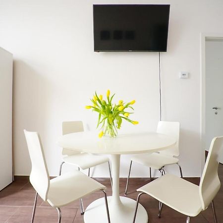 Wonderful Big Apartment Near Yppen Market Вена Экстерьер фото