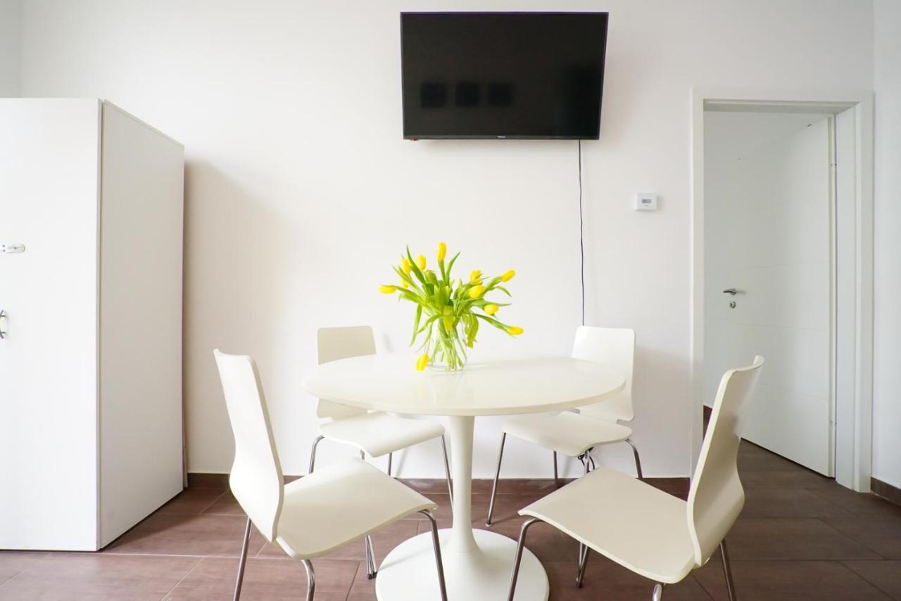 Wonderful Big Apartment Near Yppen Market Вена Экстерьер фото